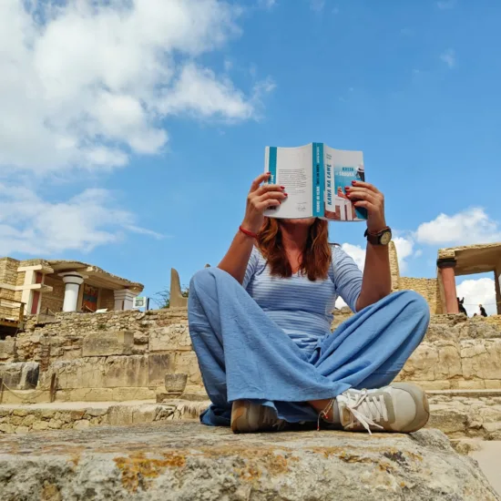 "Kawa na ławę. Kreta od środka" – Karolina Krajnik (książka)