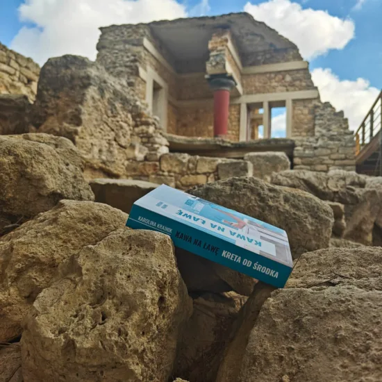 "Kawa na ławę. Kreta od środka" – Karolina Krajnik (książka)