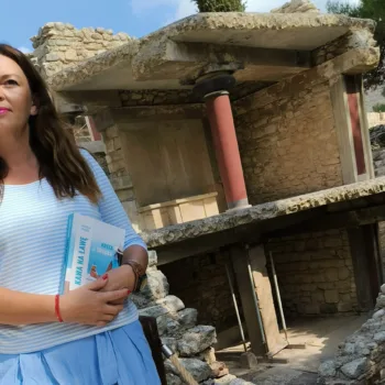 "Kawa na ławę. Kreta od środka" – Karolina Krajnik (książka)